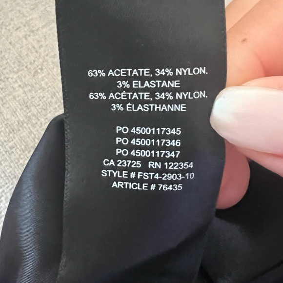 Wilfred silky black crop top - Picture 2 of 7